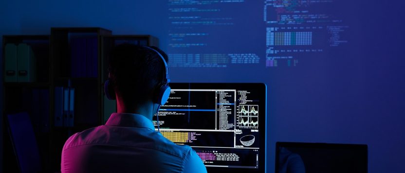 software-developer-6521720_1280